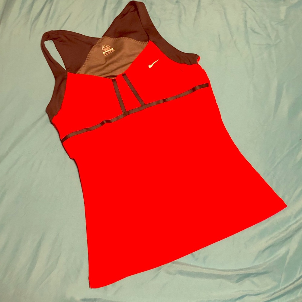 Nike tank